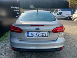 FORD FOCUS 1.5 TDCI 95 PS TITANIUM 4DR - Image 4