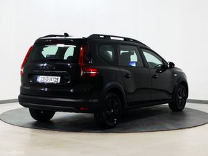 *88* 2023 Dacia Jogger 1.0 SE EXTREME - Image 4