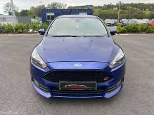 2015 (152) Ford Focus ST-3 2.0 TDCI -Heated Leathe - Image 3