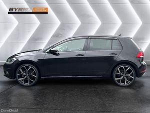VOLKSWAGEN GOLF 1.2 TSI COMFORTLINE AUTO, 2017 - Image 2