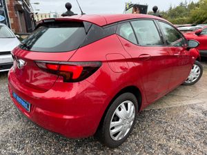 2021 Opel Astra  1.5 SC - Image 4