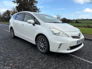 2014 TOYOTA PRIUS ALPHA 1.8 PETROL/HYBRID AUT - Image 2