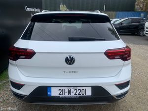 VOLKSWAGEN T-ROC 2.0 TDI 150 BHP SPORT DSG - Image 4