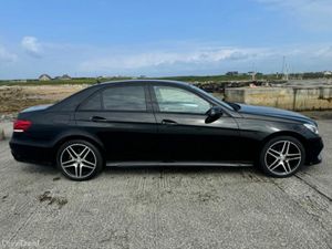 Mercedes-Benz E-Class E 220 Bluetec AMG Night ED 4 - Image 2