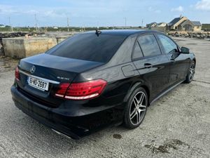 Mercedes-Benz E-Class E 220 Bluetec AMG Night ED 4 - Image 3