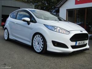 Ford Fiesta Zetec-s 1.0 125PS S/s5spd 3DR - Image 2