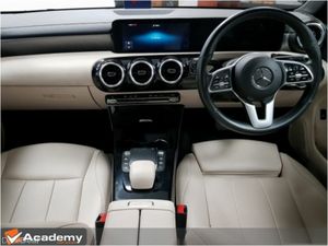 Mercedes-Benz CLA 180 180 Coupe Progressive 4DR Au - Image 2