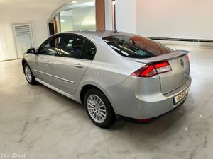 2011 Renault Laguna 1.5 DCI 110 DYNAMIQUE ECO2 - Image 2