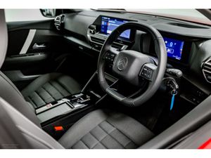 Citroen C4 X PLUS Hybrid Auto 145HP - Image 2