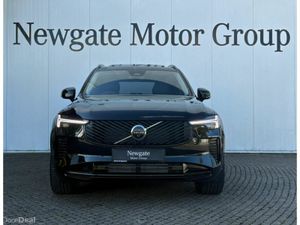 Volvo XC90 T8 ULTRA DARK AWD - Image 2