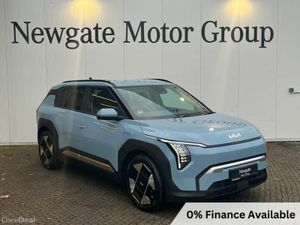 Kia EV3 NEW MODEL HAS LANDED! EV3 EARTH 3 LONG RAN - Image 3