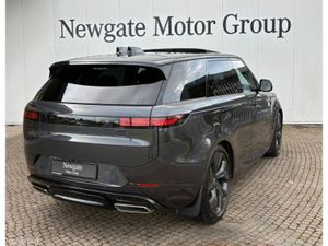 Land Rover Range Rover Sport AUTOBIOGRAPHY - Image 4