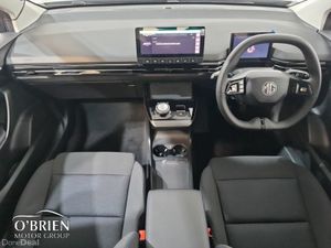 MG MG4 Excite - Image 2