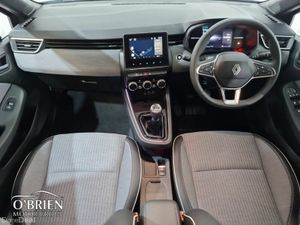 Renault Clio TCe 90 DFull Techno - Image 2