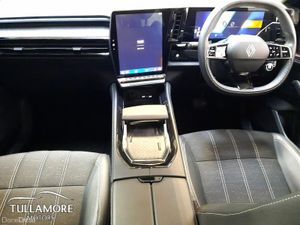 Renault Austral E-TECH Hybrid 200 techno - Image 2