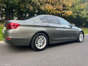 BMW 5-Series 2015 AUTOMATIC - Image 2