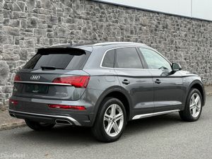2024 Audi Q5 S Line 2.0 50tfsi E Quattro FSH - Image 2