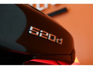 BMW 5-Series 520D M SPORT #60 - Image 2