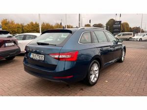 Skoda Superb *LOOK ESTATE//ESTATE AUTO* AMB 2.0tdi - Image 4