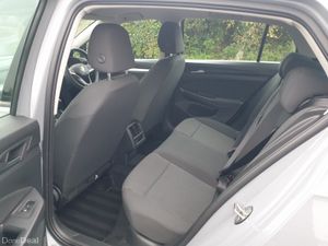 Volkswagen Golf 2021 - Image 2
