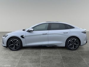 2025 BYD Seal Excellence AWD - Image 2