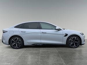 2025 BYD Seal Excellence AWD - Image 3