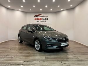 ✨ 2017 OPEL ASTRA SRI NAV 1.4i MANUAL ✨ High Spec - Image 2