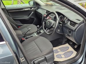 2019 Skoda Octavia  STYLE 1.6 TDI - Image 3