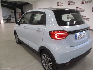 2025 LEAPMOTOR T-03 5DR - Image 2