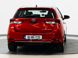 *105* 2016 Toyota Auris Luna 1.8 Hybrid - Image 4