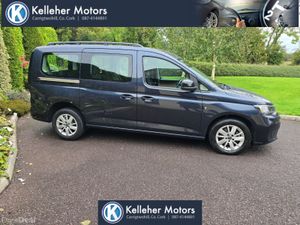 Volkswagen Caddy 2023 7 seat - Image 2