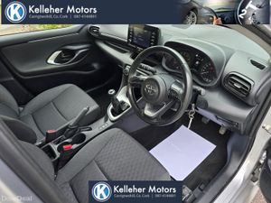 Toyota Yaris 2022 1.0 Manual - Image 2
