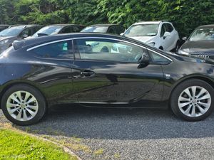 Astra Coupe Gtc Sri - Image 2