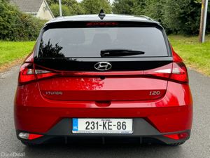 Hyundai i20 Two Tone  Deluxe Plus - 2023 - Image 4