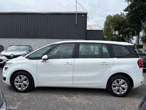 Citroen C4 7 Seater Automatic - Image 2