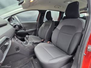2024 Dacia Jogger 1.0 TCe ESSENTIAL  // 7 SEATERS - Image 4