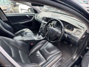 Volvo v60 black - Image 4