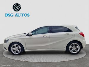 2014 MERCEDES BENZ A-CLASS  AUTO * LOW MILES 41K* - Image 4
