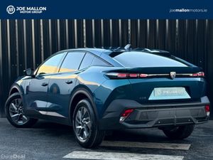 Peugeot 408 1.2 Allure Hybrid - Image 2