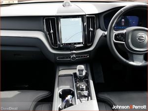 Volvo XC60 T6 350 bhp AWD PHEV Ultra Bright (Air S - Image 2