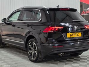 Volkswagen Tiguan DIESEL ESTATE - Image 3