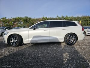 2021 Volvo V60 | B5 R-Design - Image 2