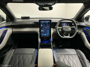 Ford Explorer Premium 77kWh Extended Range - Image 4
