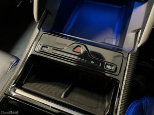 Ford Explorer Premium 77kWh Extended Range - Image 4