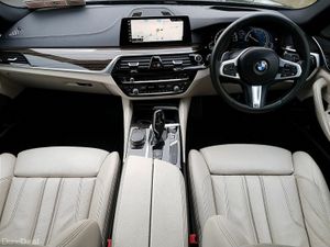 BMW 5-Series 520d M Sport - Image 4