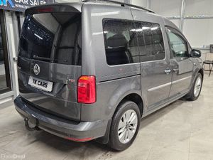 17 VOLKSWAGEN CADDY 7 SEATER 2.0 DIESEL - Image 3