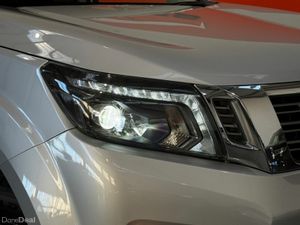 Nissan Navara DCI TEKNA #27 - Image 4