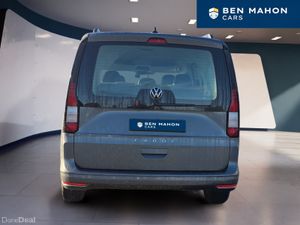 Volkswagen Caddy Maxi Life 7 Seater Automatic - Image 4