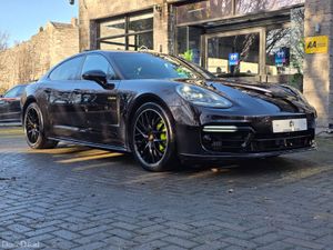 2023 PORSCHE PANAMERA 4 3.0 V6 E PLATINUM EDITION - Image 4