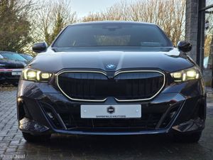 2024 BMW 550E M-SPORT PRO XDRIVE. - Image 4